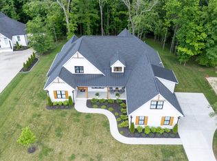 1036 Wilderness Way, Cottontown, TN 37048