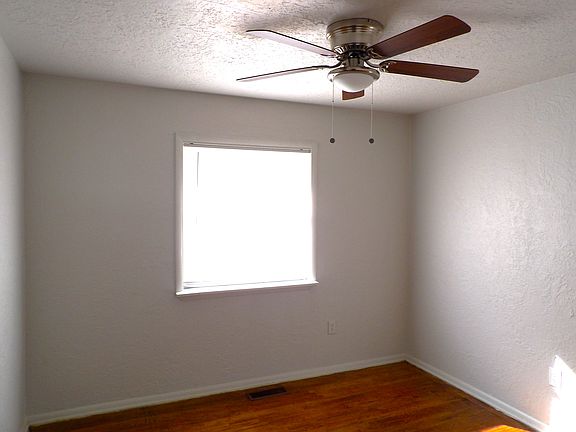 4th image of 1618 NW 45th St