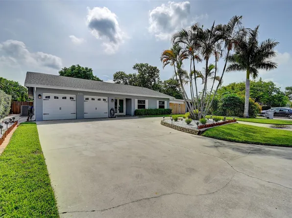 930 NE 24th Avenue, Pompano Beach, FL 33062