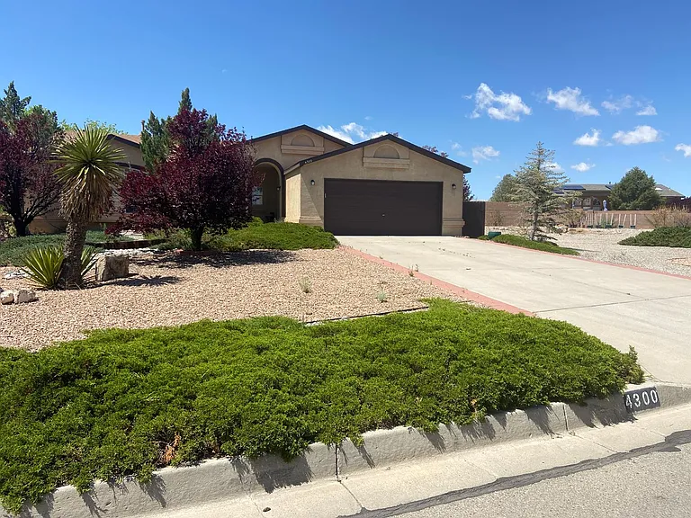 4300 Saddlewood Trl SE — Photo 1