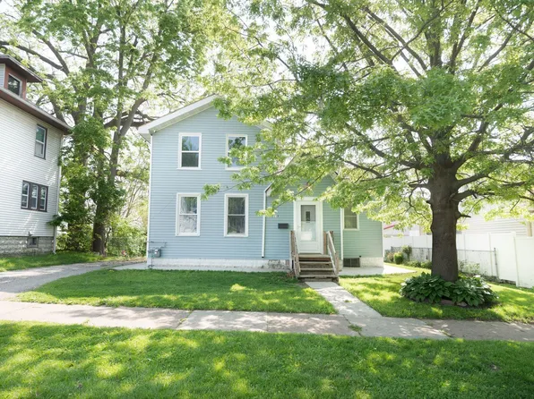 117 Linwood Ave, Waterloo, IA 50702