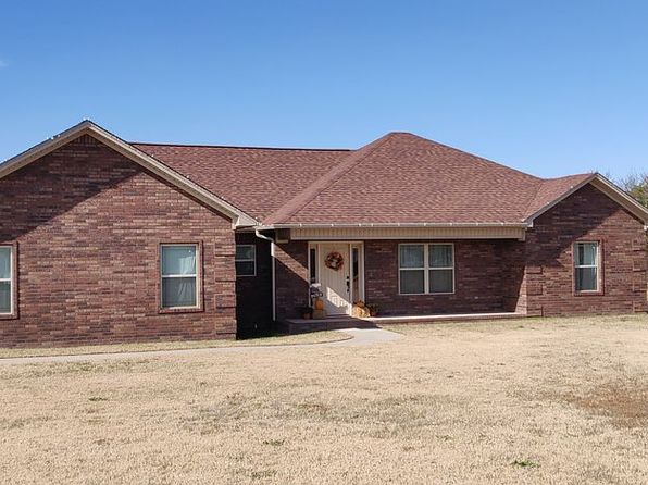 146 Greystone Ln