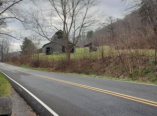 727 Freestone Valley Rd, Tannersville, VA 24316