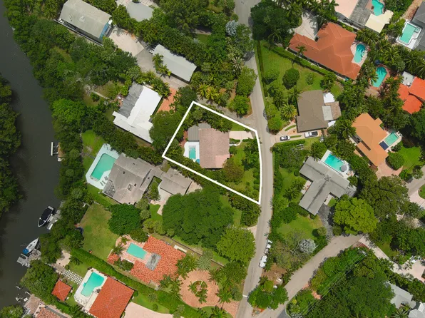 210 SE Atlantic Drive Drive, Lantana, FL 33462