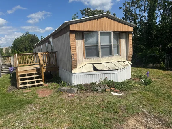 27 Lou Ln #15, Fredericksburg, VA 22405