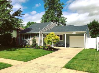 239 August Rd, North Babylon, NY 11703