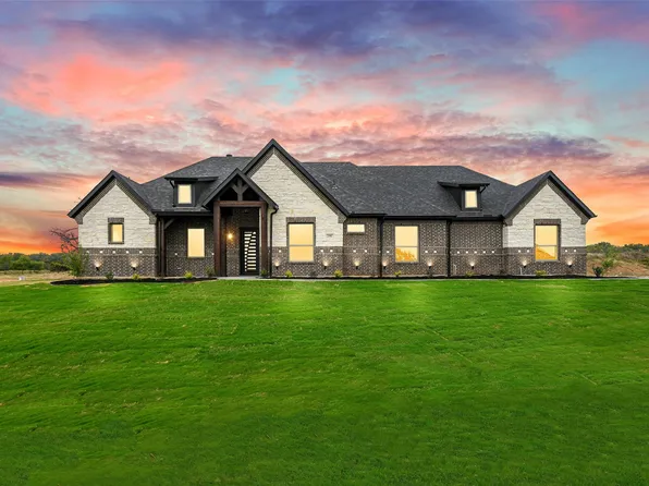 166 Briar Patch Rd, Azle, TX 76020