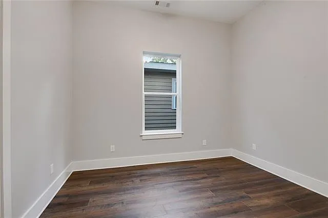 1632 Monroe St — Photo 17