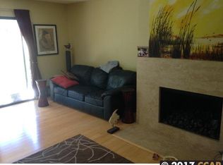 6 Bluff Ct, Hercules, CA 94547