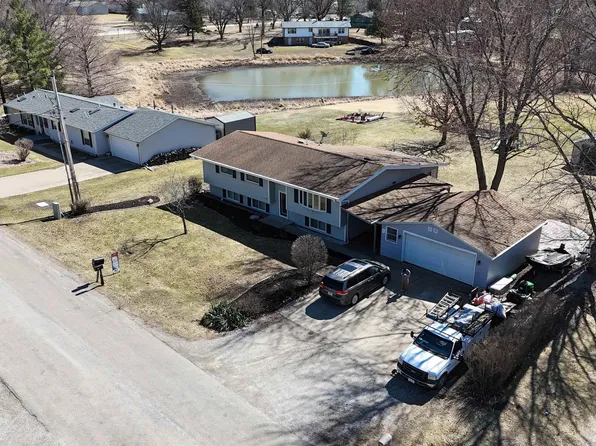 3308 W Jefferson Ave, Fairfield, IA 52556