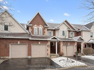 39 Ptarmigan Dr #2, Guelph, ON N1C1E8
