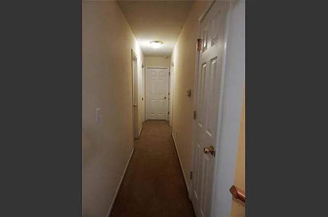 801 Village St — Photo 5