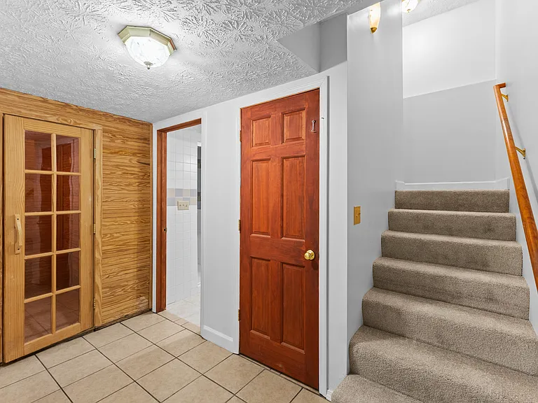 78 Auburn Ave — Photo 37