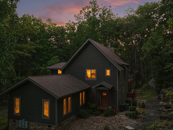 65th image of 748 Woodcock Rd