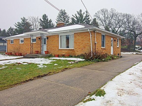 2nd image of 2710 Northville Dr NE