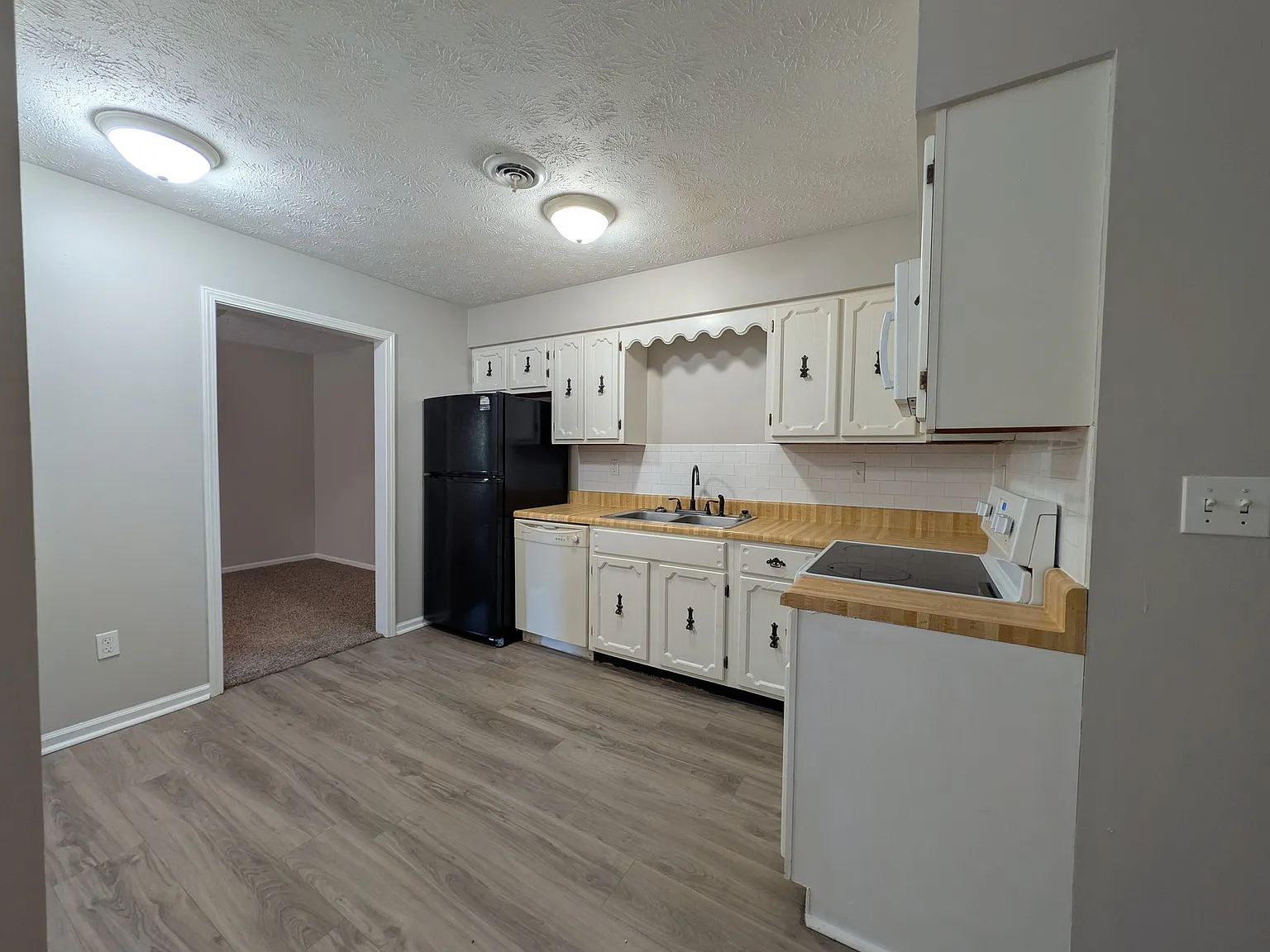 306 Molloy 2026 — Photo 2