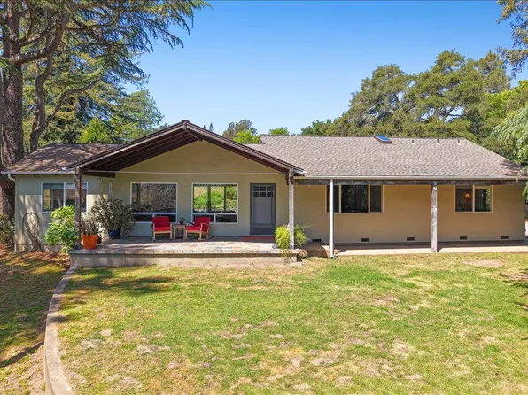 11 Eureka Canyon Rd, Watsonville, CA 95076