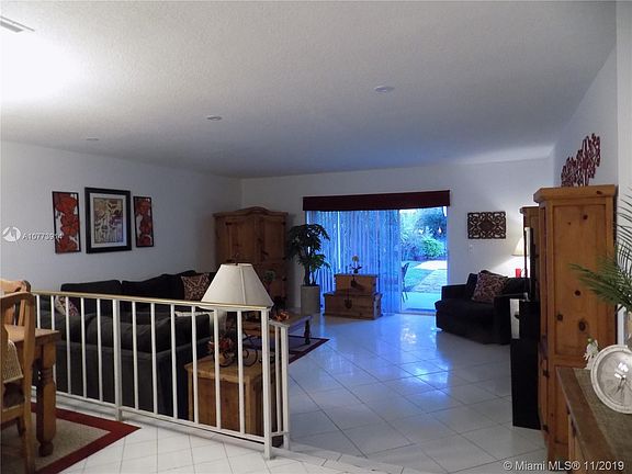 4th image of 9054 NW 35th Pl