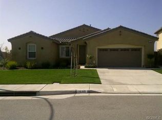 16315 Village Meadow Dr, Riverside, CA 92503