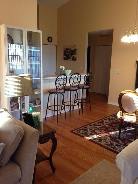 1st image of 225 Silverstone Dr