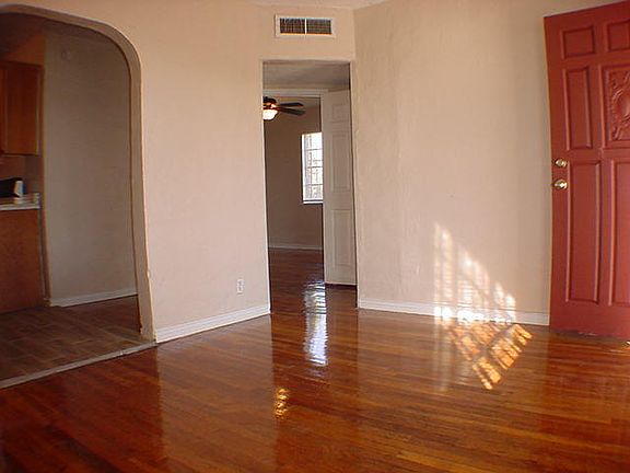5th image of 3015 Nations Ave