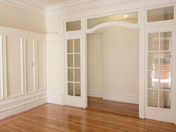 3rd image of 131 W 110th St APT 4B