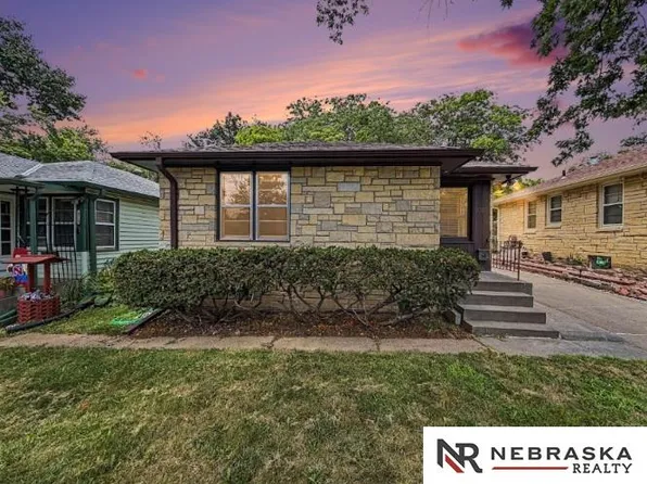 4220 E St, Lincoln, NE 68510