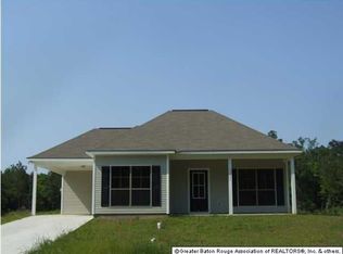 15821 Varnado Rd, Walker, LA 70785