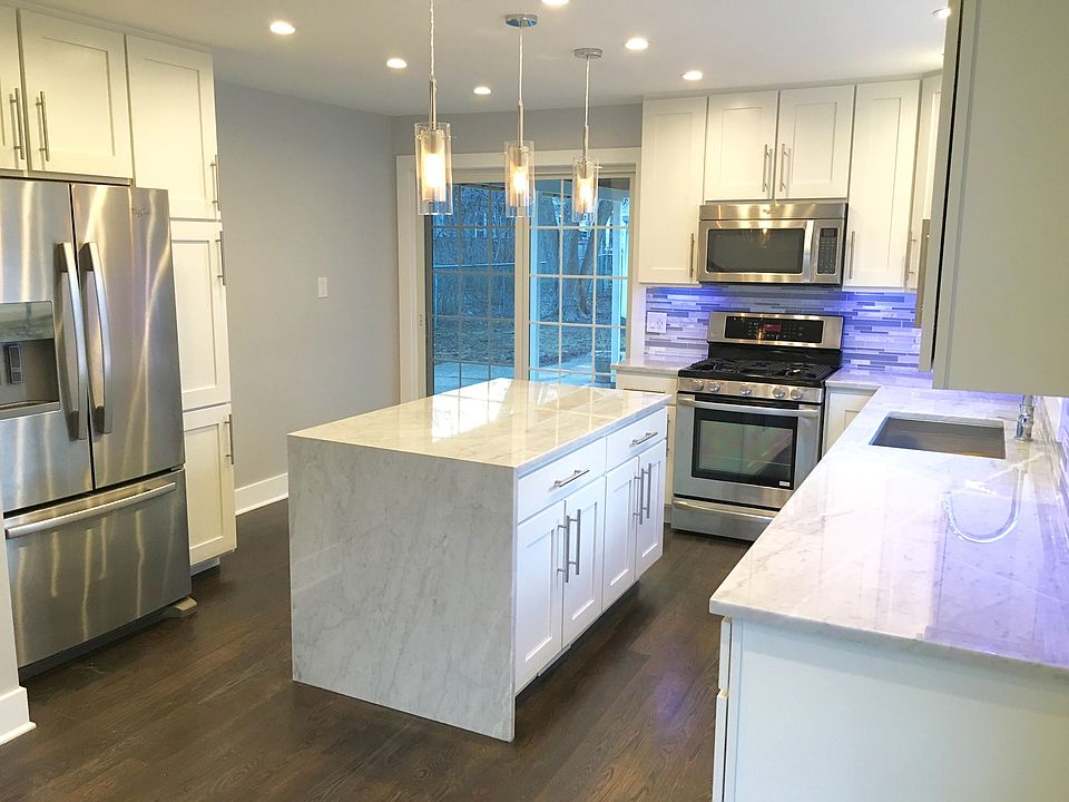 1st image of 1288 Cavell Ave