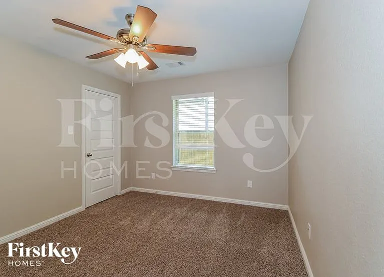 4818 La Piedra Ln — Photo 12