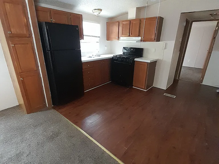 8036 Pine Ranch Dr — Photo 4