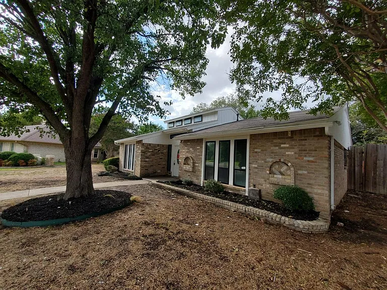 1511 Estates Way — Photo 46
