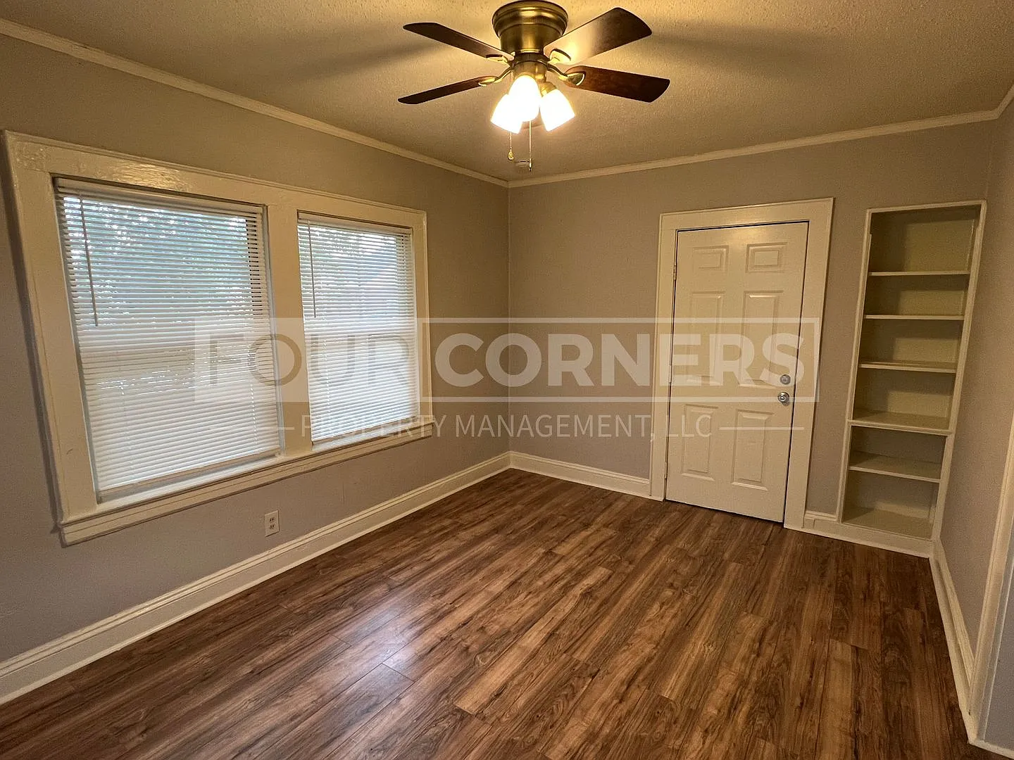 Spacious 1 Bedroom 1 Bath Apartment — Photo 2