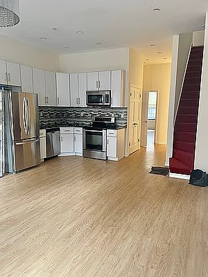 1st image of 308 W 48th St #2