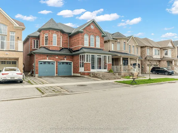 62 Creekland Ave, Whitchurch Stouffville, ON L4A 1X4