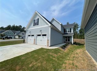 168 Spruce Hollow Cir, Spring Lake, NC 28390