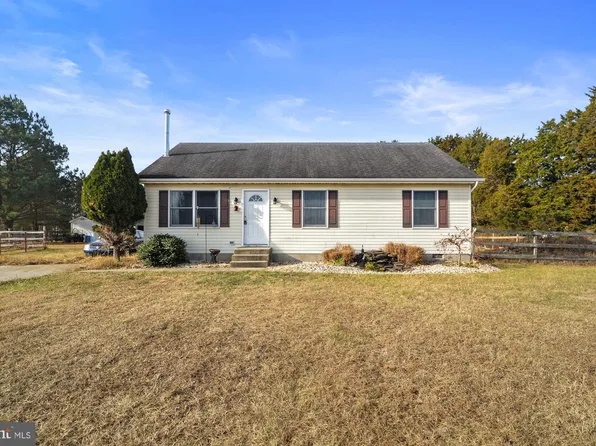 90 Unruh Dr, Dover, DE 19904