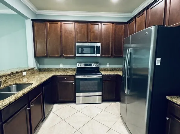 10258 Via Colomba Cir, Fort Myers, FL 33966