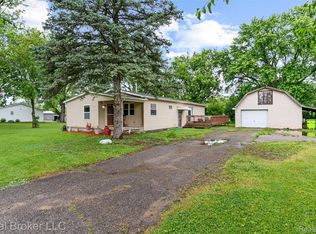 1059 Morris Hills Pkwy, Mount Morris, MI 48458