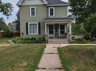 1380 Hewitt Ave, Saint Paul, MN 55104
