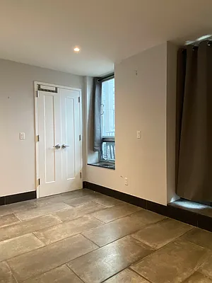 Rented by REAL New York | media 25