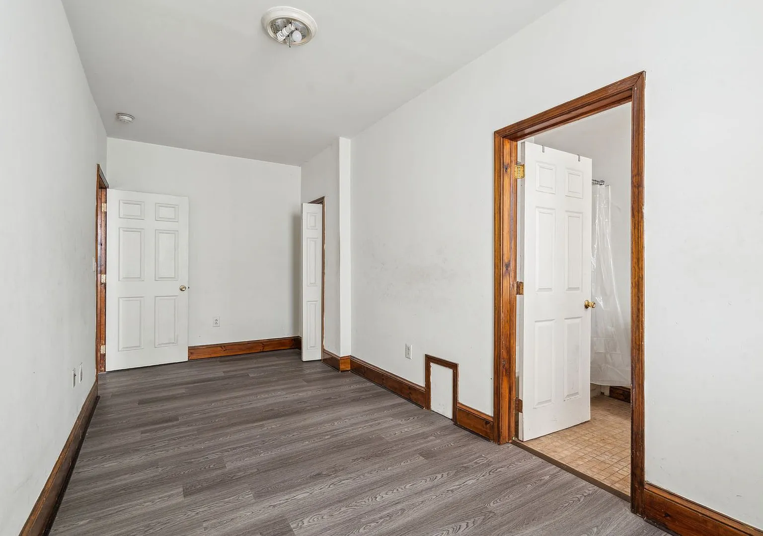 1 bed, $990 — Photo 4