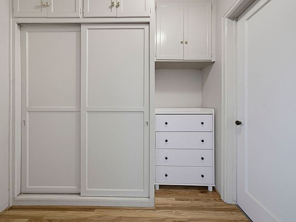 4th image of 86 Bennett Ave APT 2