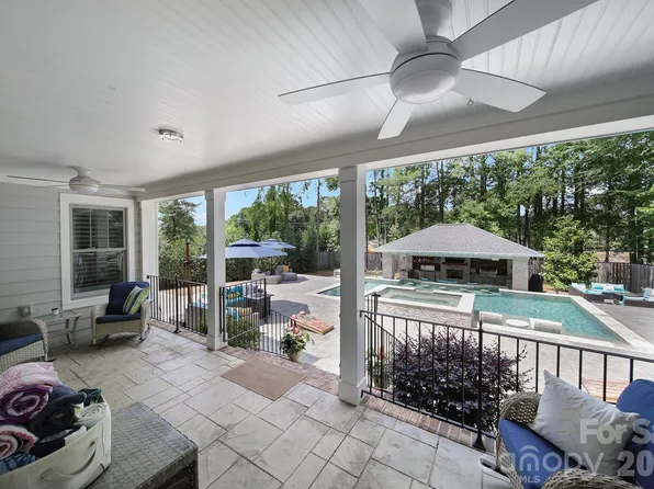 6218 Cory Bret Ln, Charlotte, NC 28278