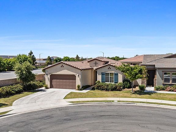 3rd image of 9702 Petersburg Pl