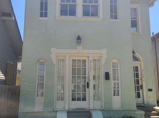 2121 Audubon St, New Orleans, LA 70118