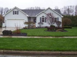 2921 Regal Dr NW, Warren, OH