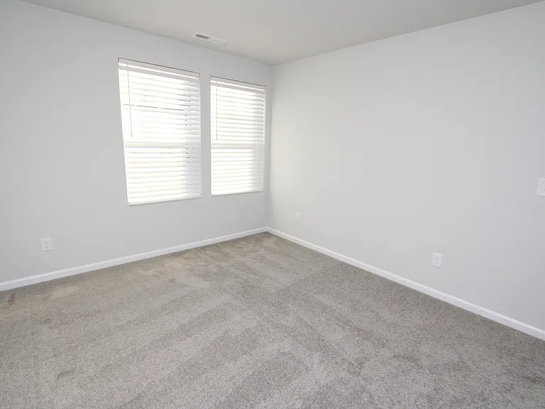 510 Light Oak Way — Photo 32