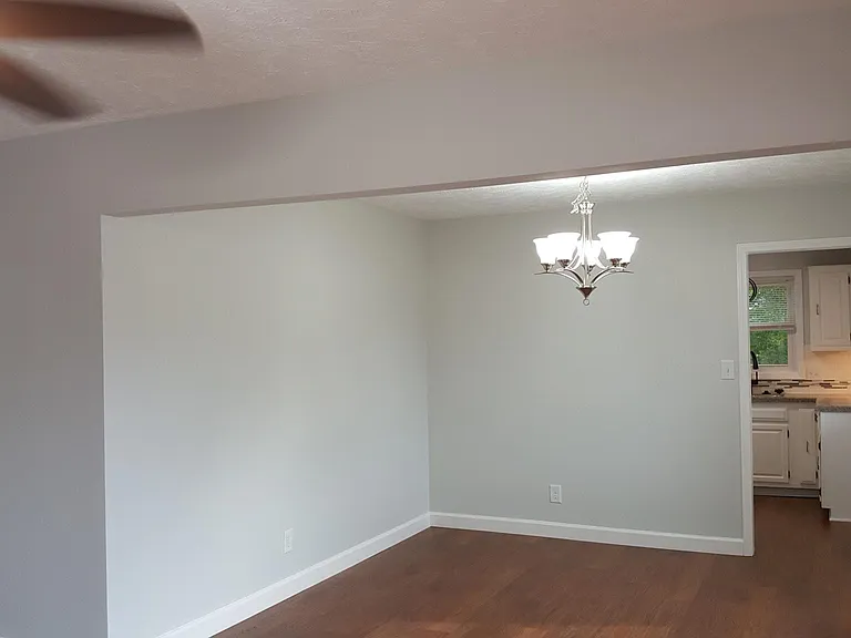 1221 Bethesda Rd — Photo 6