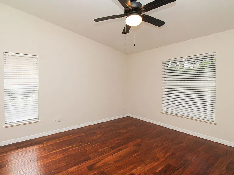15077 Cortona Way — Photo 28